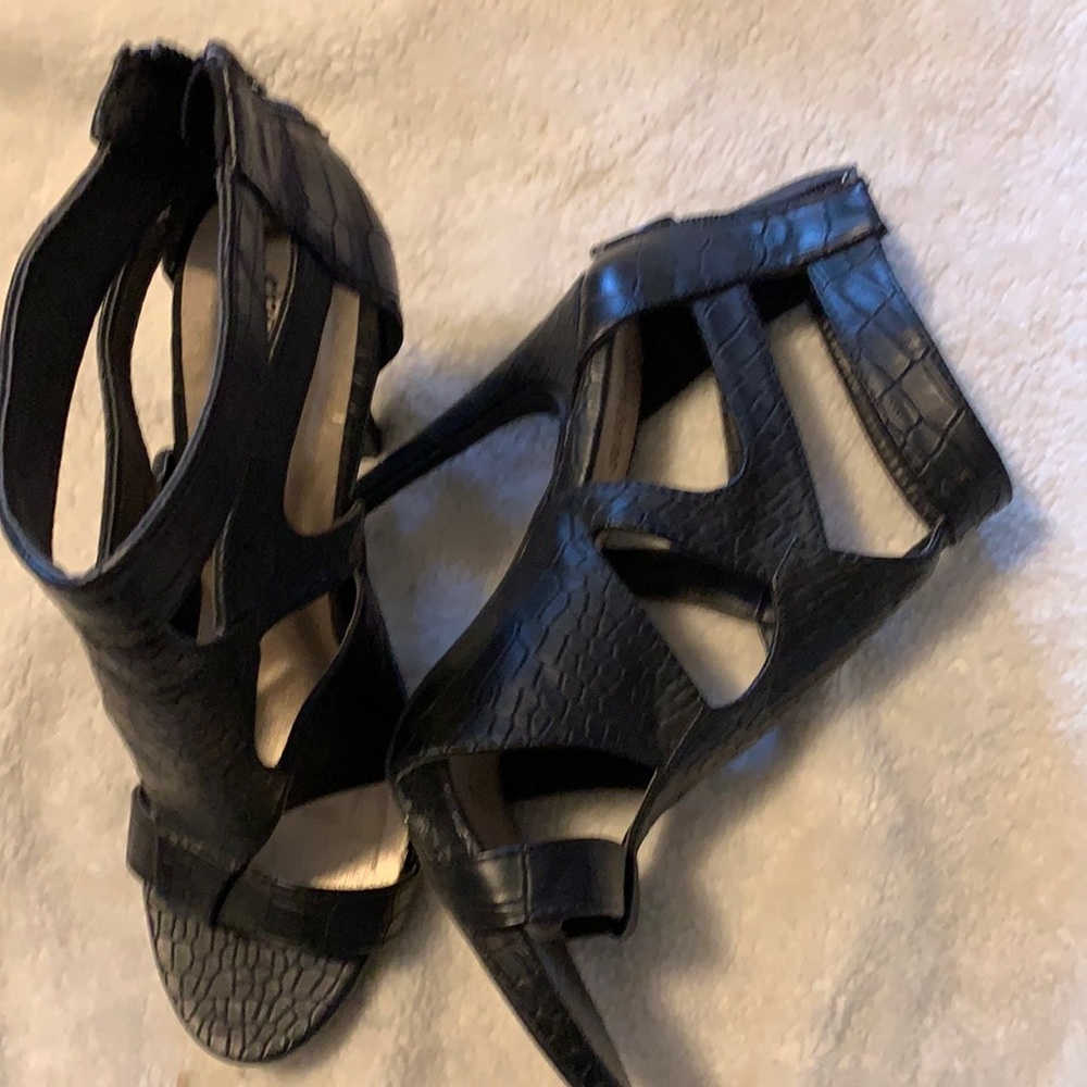 Black heels